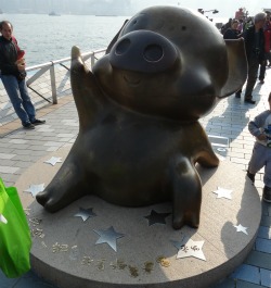 Bronze McDull Statue