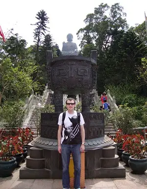 Tian Tan Buddha from ground level